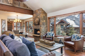 Ghostriders 11 by AvantStay Top Floor Condo w Large Patio Mountain Views Telluride